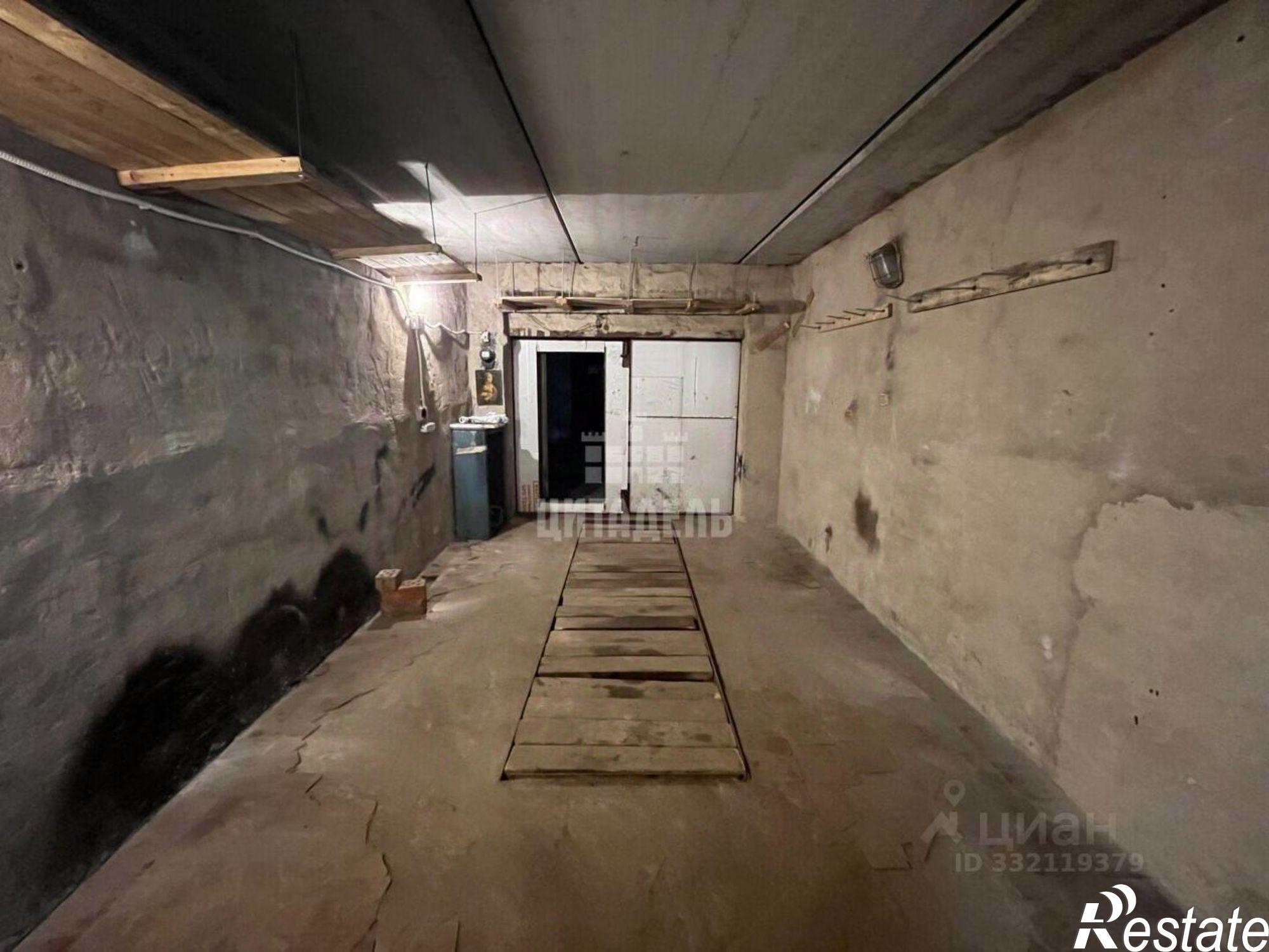 Купить гараж, место в паркинге за 382 160 рублей на пр-кт Патриотов, 17а
