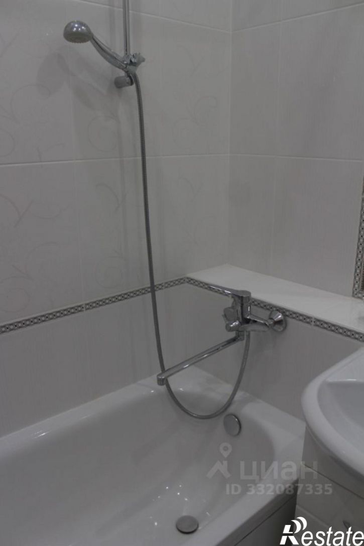 1-комн квартира ул 9 Января, 32,  д. 32