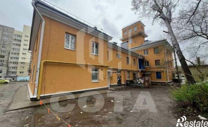3-комн квартира ул 45 стрелковой дивизии, 116,  д. 116