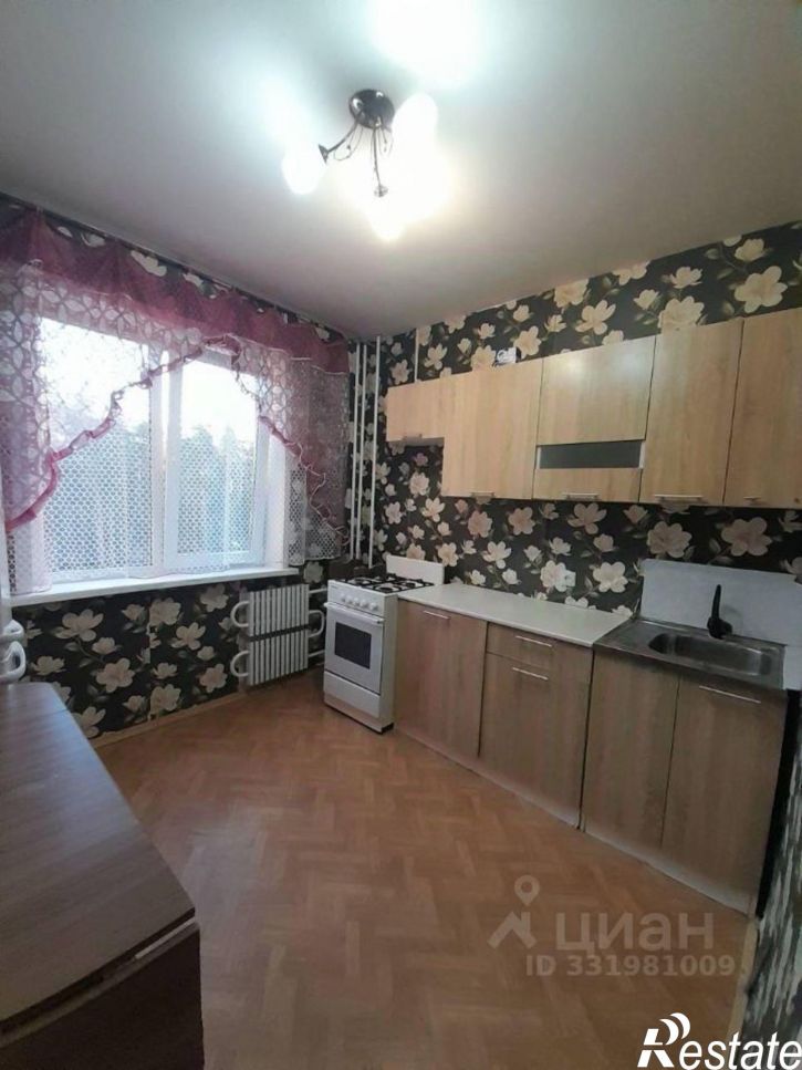 2-комн квартира ул 232 Стрелковой дивизии, 51,  д. 51