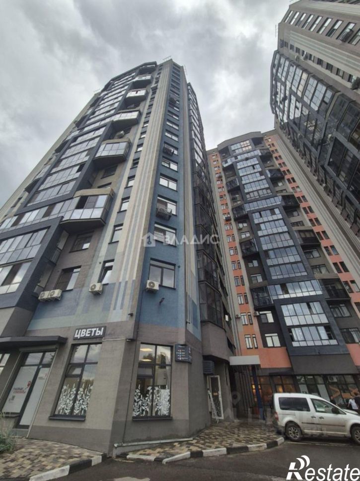 Гараж/парковка наб Максима Горького, 49б,  д. 49б