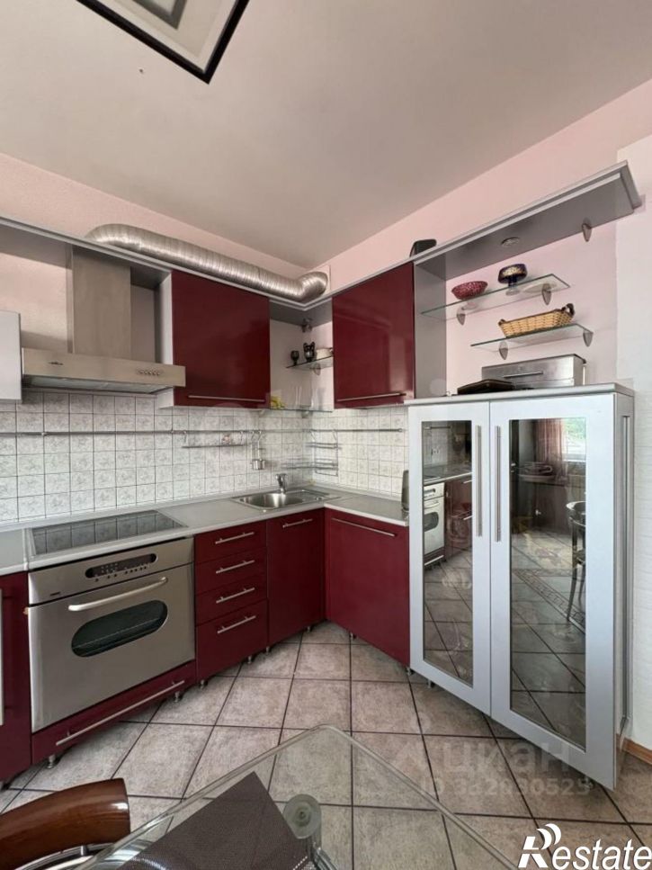 3-комн квартира ул Шишкова, 95,  д. 95