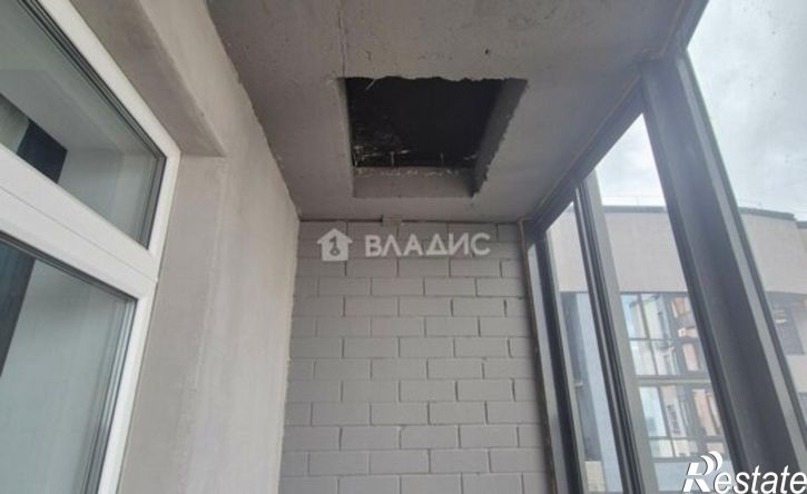 3-комн квартира наб Максима Горького, 49б,  д. 49б