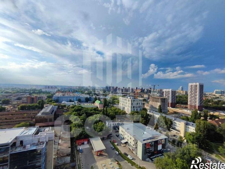 3-комн квартира ул Ворошилова, 1,  д. 1