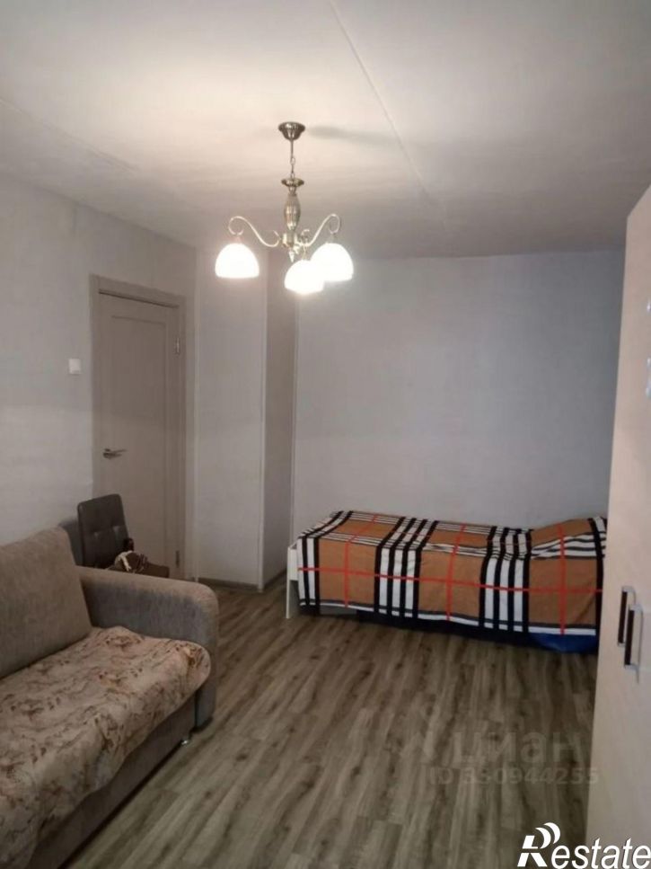 1-комн квартира ул Переверткина, 8,  д. 8