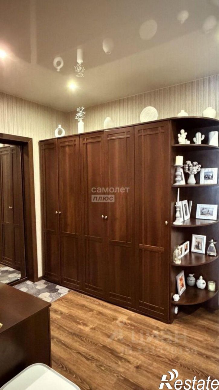 3-комн квартира Московский пр-кт, 104б,  д. 104б