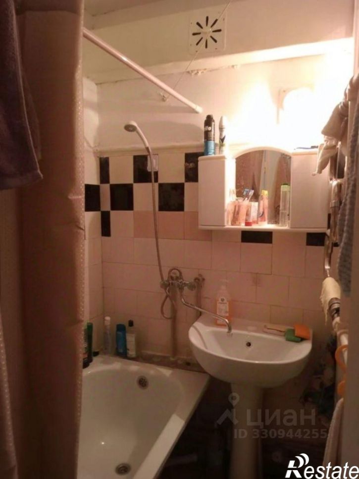 1-комн квартира ул Переверткина, 8,  д. 8