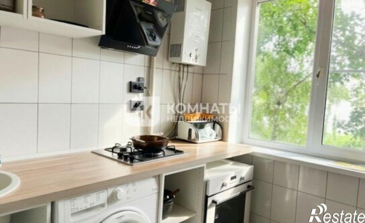 2-комн квартира ул Остроухова, 5,  д. 5