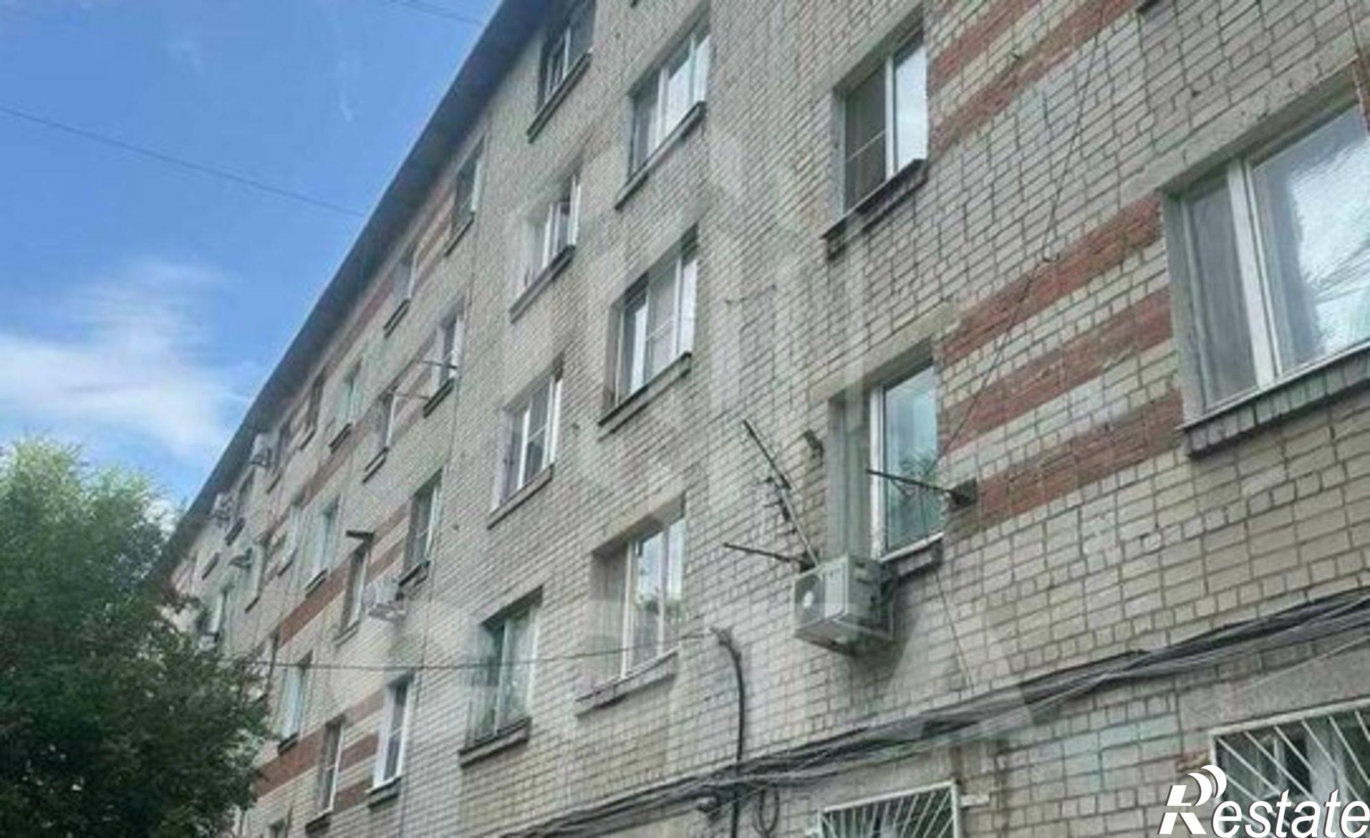 Купить квартиру за 2 100 000 рублей на ул Старых Большевиков, 20/2