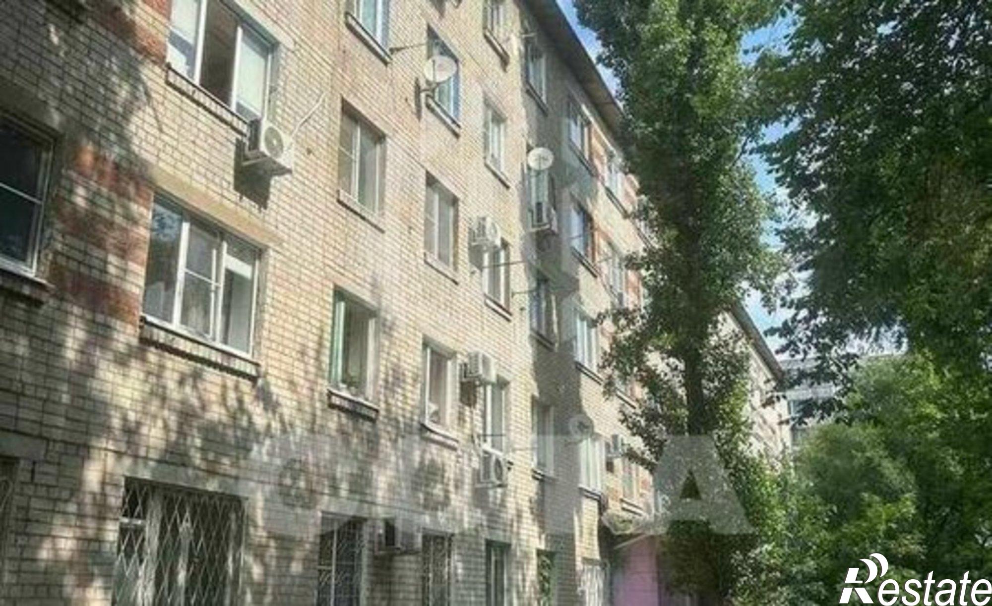 Купить квартиру за 2 100 000 рублей на ул Старых Большевиков, 20/2