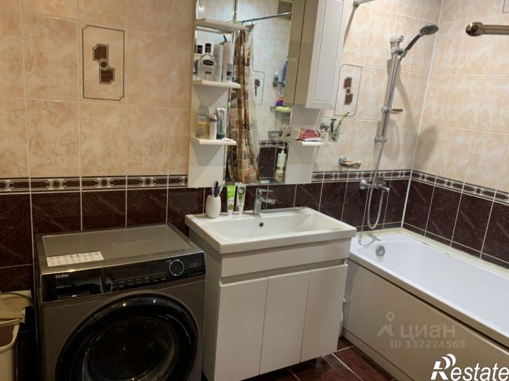 3-комн квартира ул 9 Января, 262/1,  д. 262/1