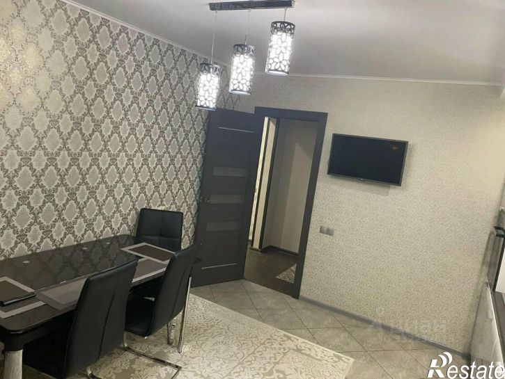 3-комн квартира ул 45 стрелковой дивизии, 226,  д. 226