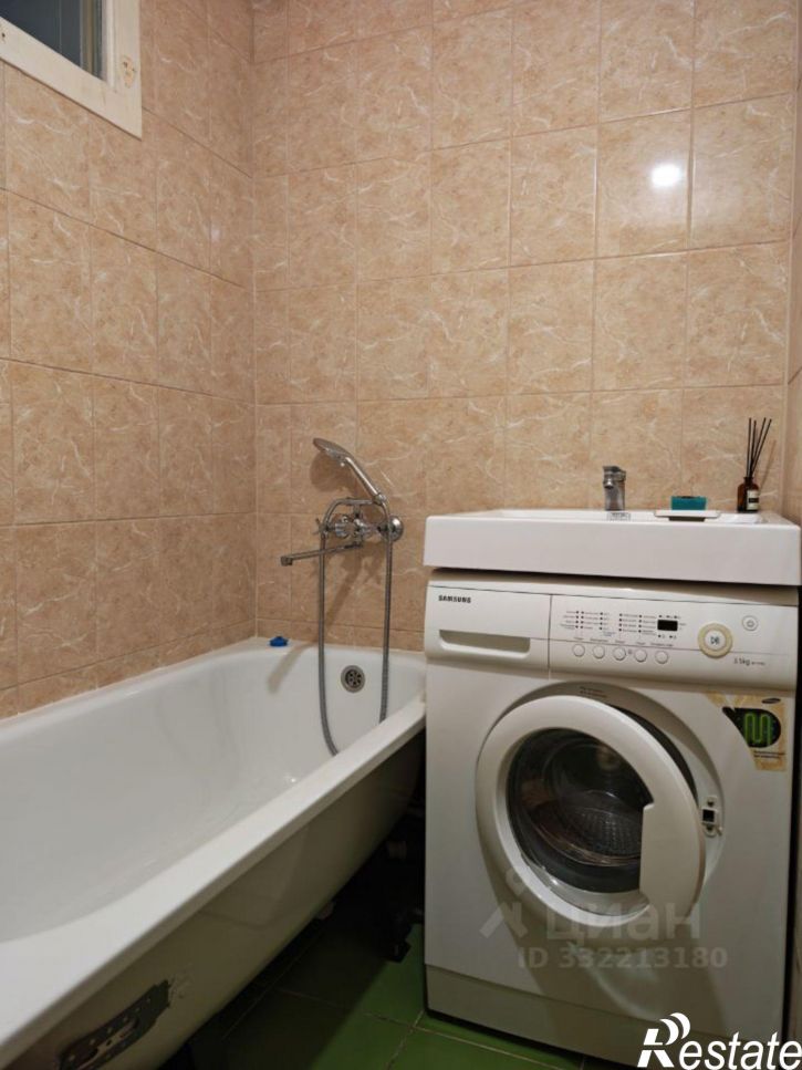 2-комн квартира пр-кт Патриотов, 40,  д. 40