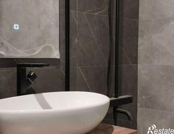 1-комн квартира наб Максима Горького, 49б,  д. 49б