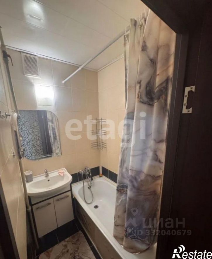 2-комн квартира ул 121 стрелковой дивизии, 16,  д. 16