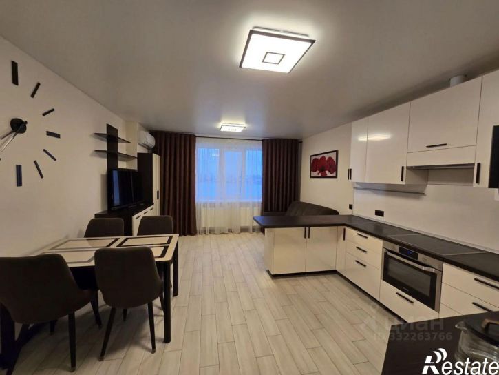 2-комн квартира ул Переверткина, 1/10,  д. 1/10