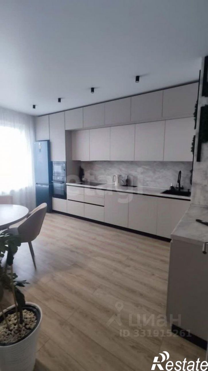 3-комн квартира ул Загоровского, 13 3,  д. 13 3,  к. 3