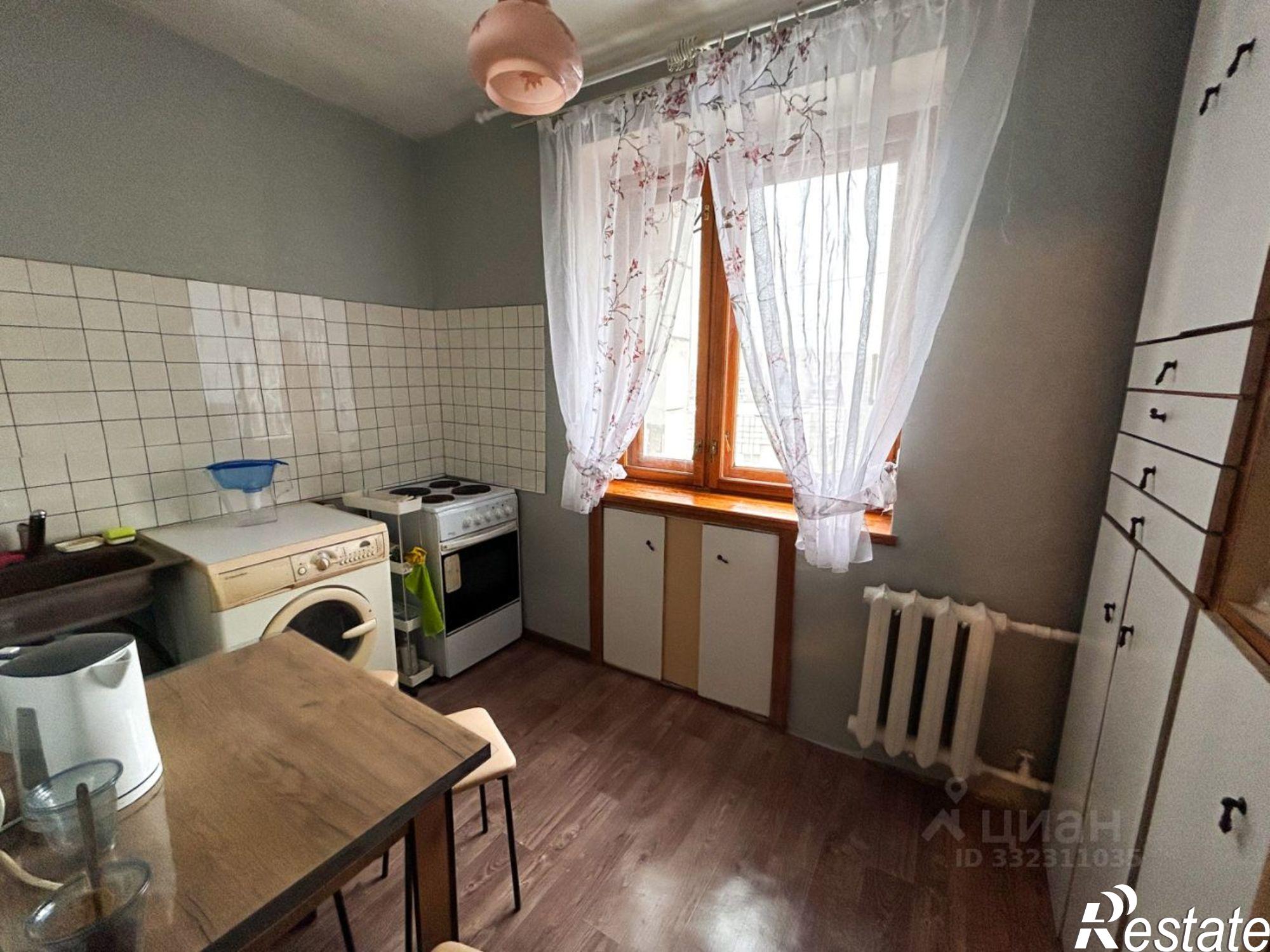 Сдать квартиру за 27 000 рублей на ул Хользунова, 119