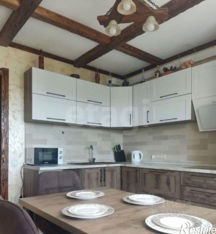 3-комн квартира Газовый пер, 15м,  д. 15м
