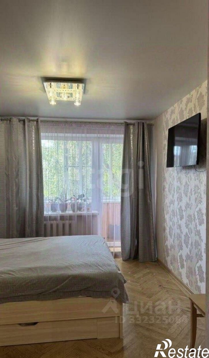 3-комн квартира ул Южно-Моравская, 34,  д. 34