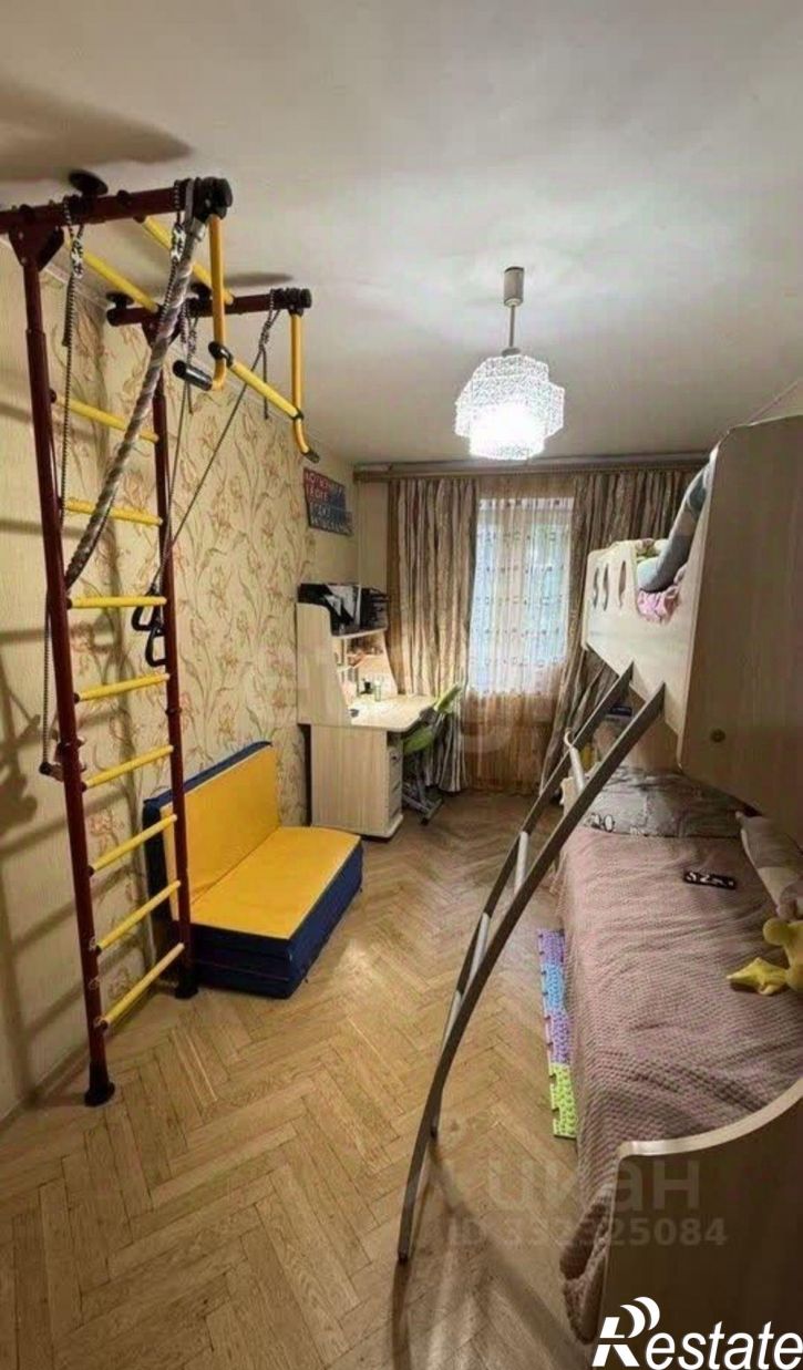 3-комн квартира ул Южно-Моравская, 34,  д. 34