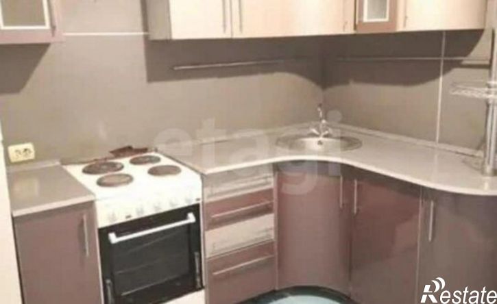 3-комн квартира ул Хользунова, 40в,  д. 40в