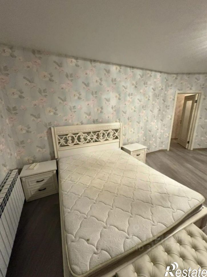 3-комн квартира ул Пятницкого, 65а,  д. 65а