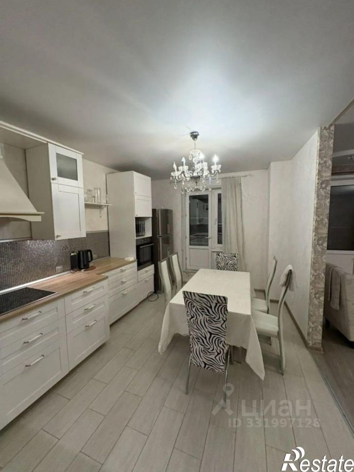 3-комн квартира ул Пятницкого, 65а,  д. 65а