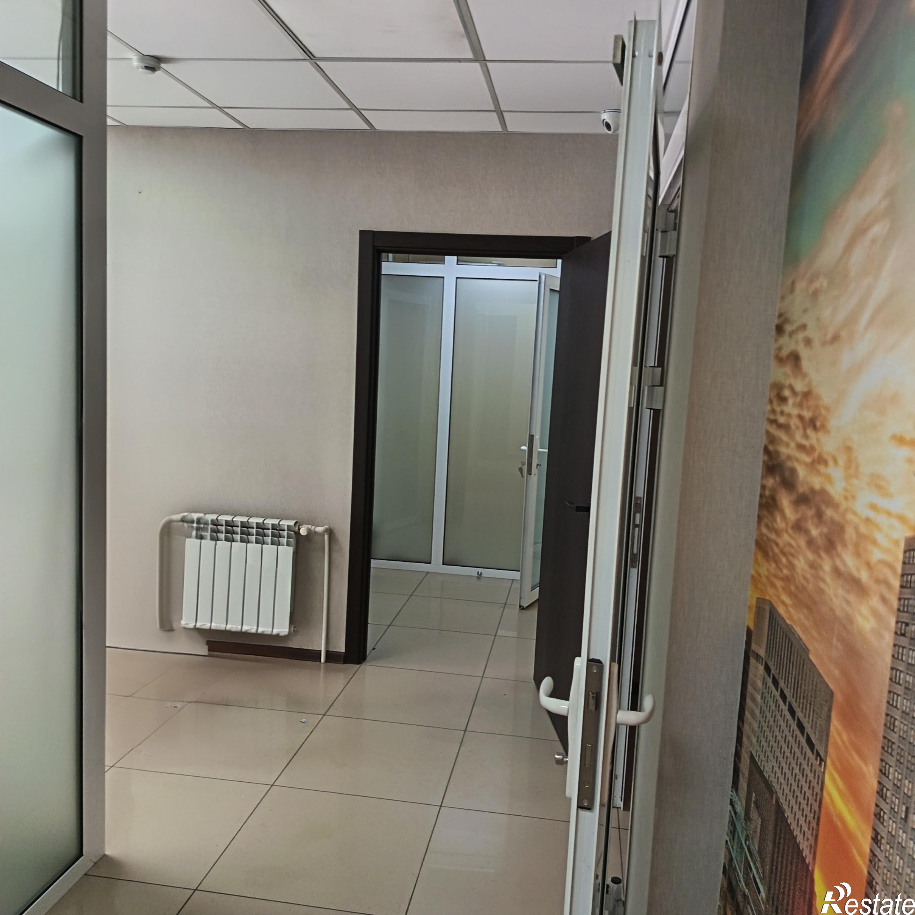 Сдать офис, помещение под офис за 830 рублей на Воронеж, ул.45 стрелковой дивизии, 251Д