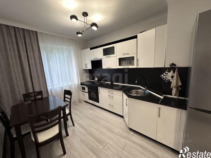 2-комн квартира ул 60-летия ВЛКСМ, 13,  д. 13