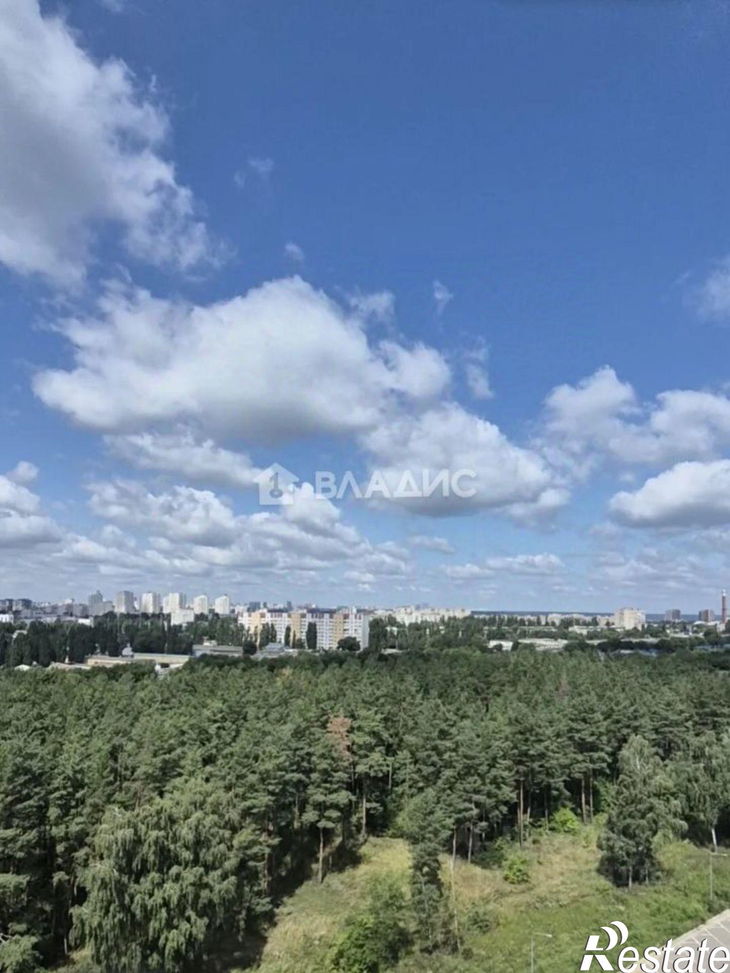 Купить квартиру за 6 495 000 рублей на б-р Содружества, 1