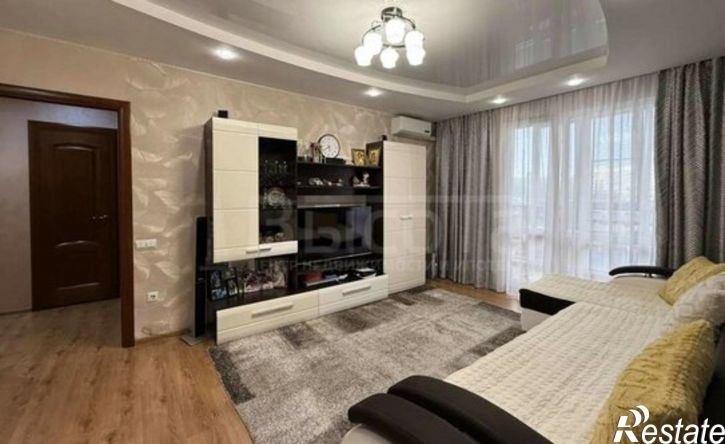 3-комн квартира ул 45 стрелковой дивизии, 226в,  д. 226в