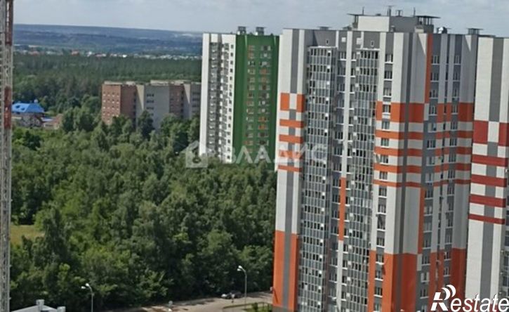 3-комн квартира в новом доме кв-л 8, 6,  д. 6