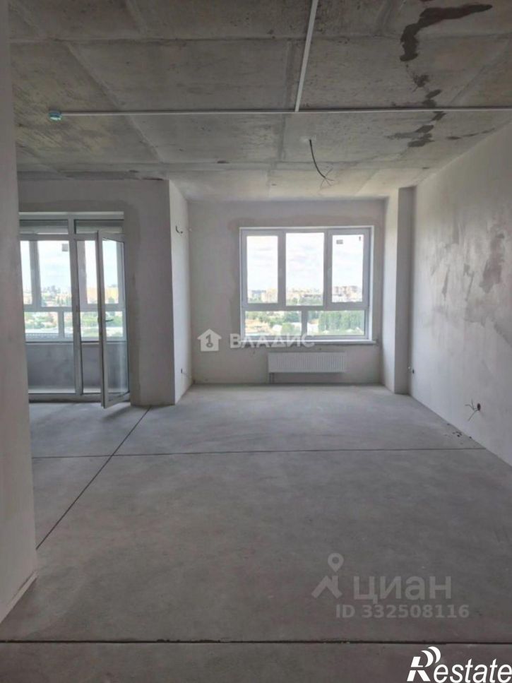 1-комн квартира б-р Содружества, 1,  д. 1