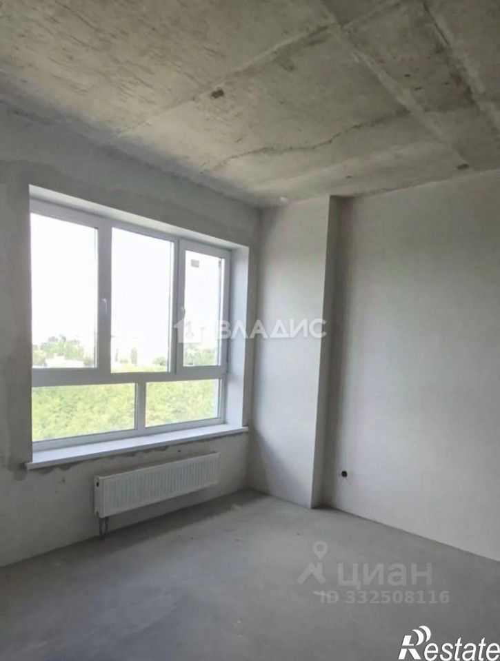 1-комн квартира б-р Содружества, 1,  д. 1