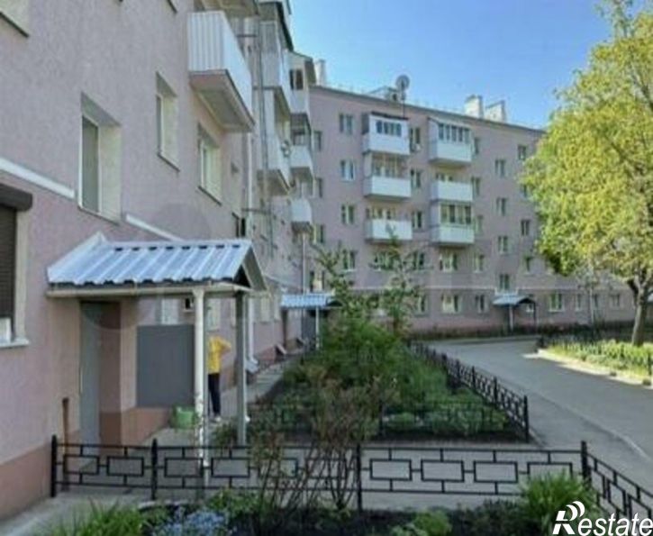 2-комн квартира ул Героев Стратосферы, 15,  д. 15