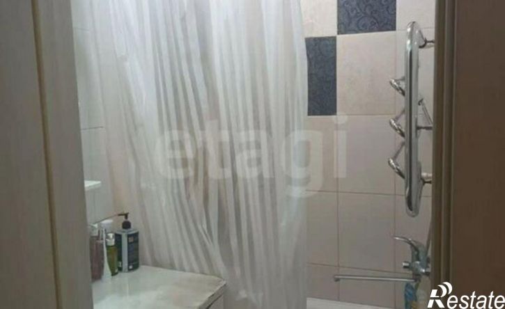 4-комн квартира ул Танеева, 12,  д. 12