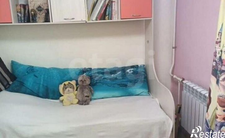4-комн квартира ул Танеева, 12,  д. 12
