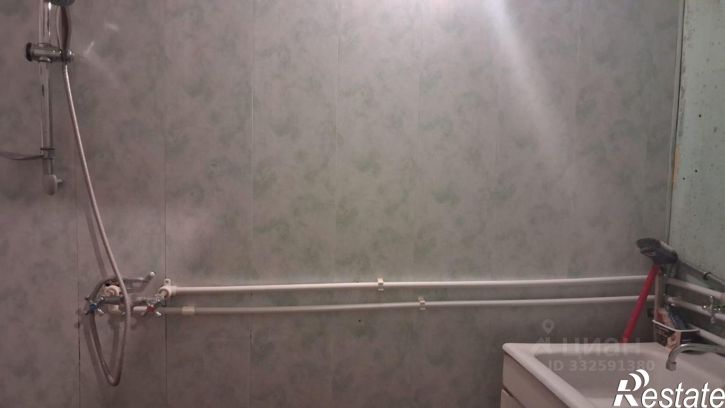 Комната ул Любы Шевцовой, 17,  д. 17