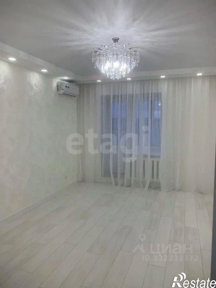 3-комн квартира ул Хользунова, 12,  д. 12