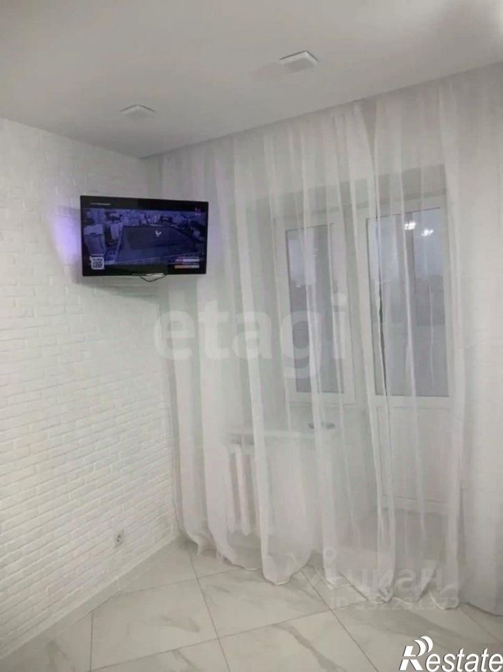 3-комн квартира ул Хользунова, 12,  д. 12