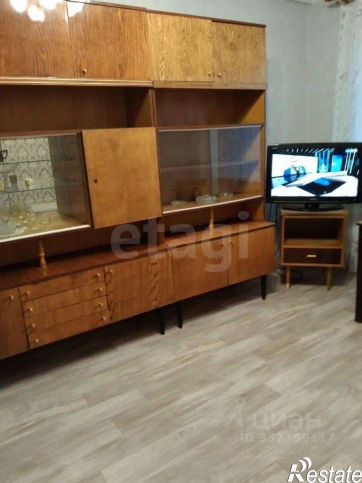 2-комн квартира ул 60 Армии, 15,  д. 15
