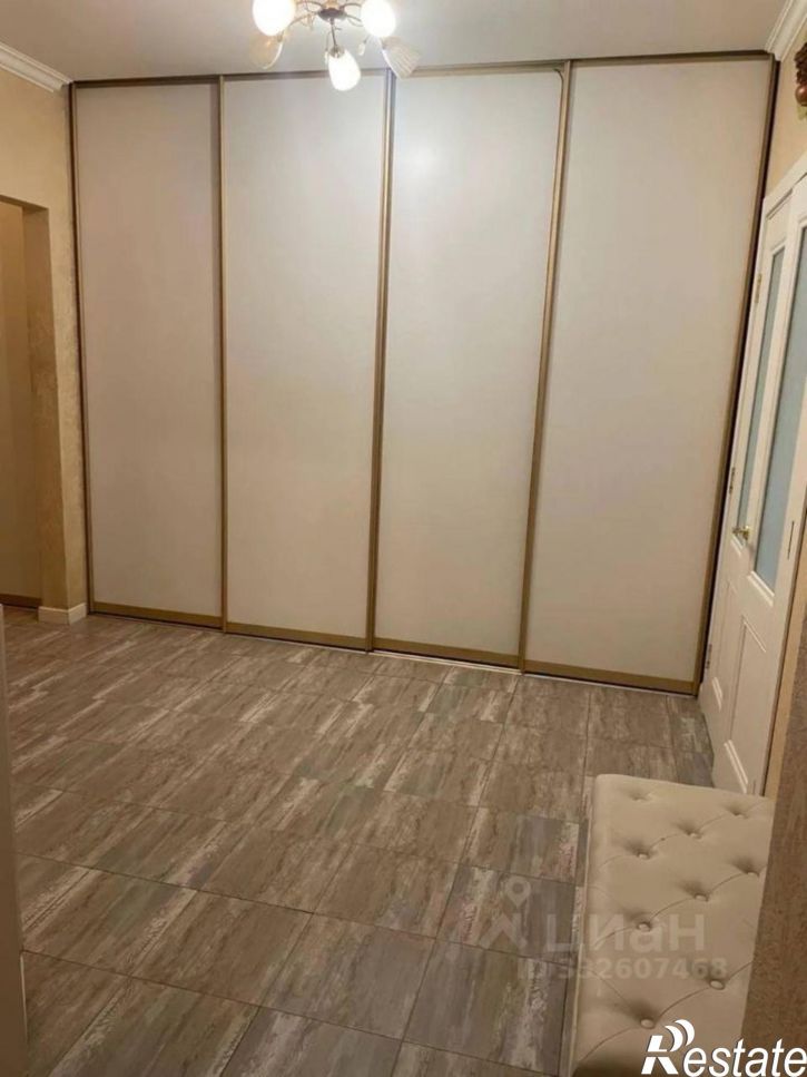 3-комн квартира ул Моисеева, 10,  д. 10