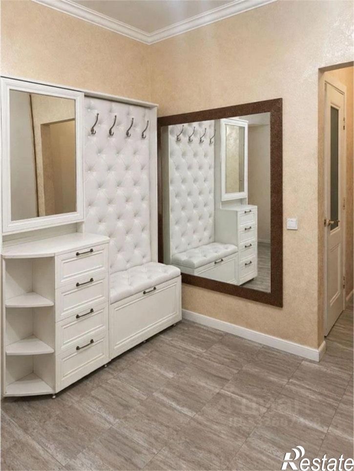3-комн квартира ул Моисеева, 10,  д. 10