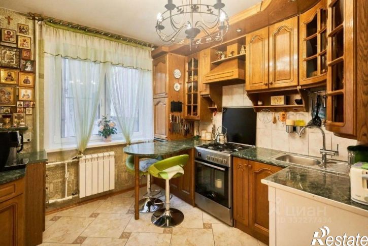 4-комн квартира ул Генерала Лизюкова, 17,  д. 17