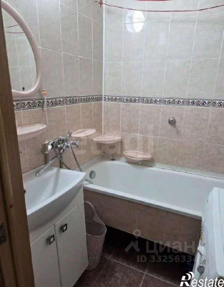 2-комн квартира ул Землячки, 43,  д. 43