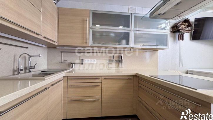 4-комн квартира ул Средне-Московская, 6а,  д. 6а