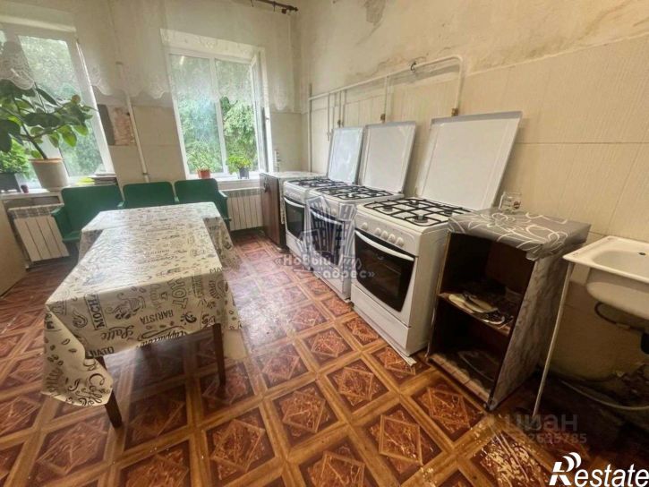 Комната пр-кт Труда, 25,  д. 25