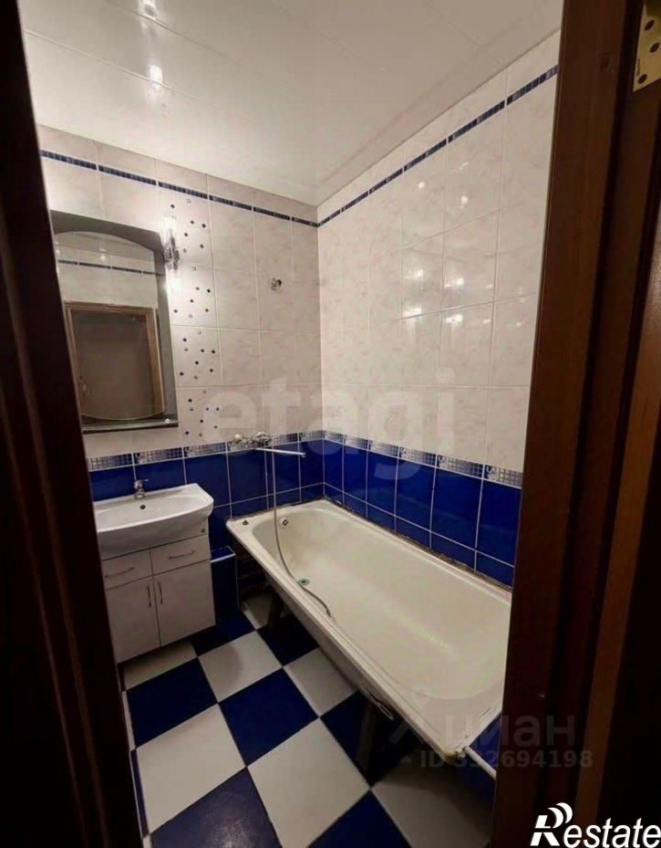 3-комн квартира Московский пр-кт, 117в,  д. 117в