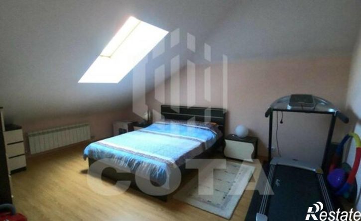 2-комн квартира ул Комиссаржевской, 15а,  д. 15а
